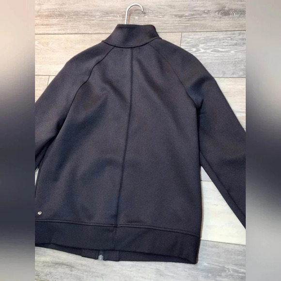 Zella black zip up workout jacket with black stripe on sleeves - Picture 2 of 7